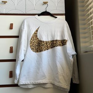 Nike Cheetah Swoosh Sweatshirt